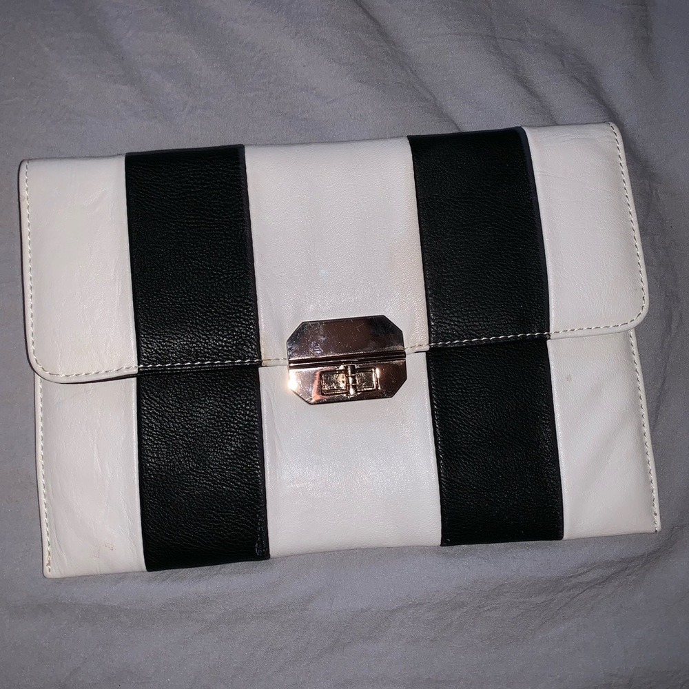 Long chain clutch